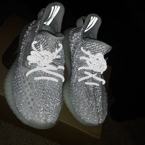 Yeezy reflective yeezy boost 350 v2